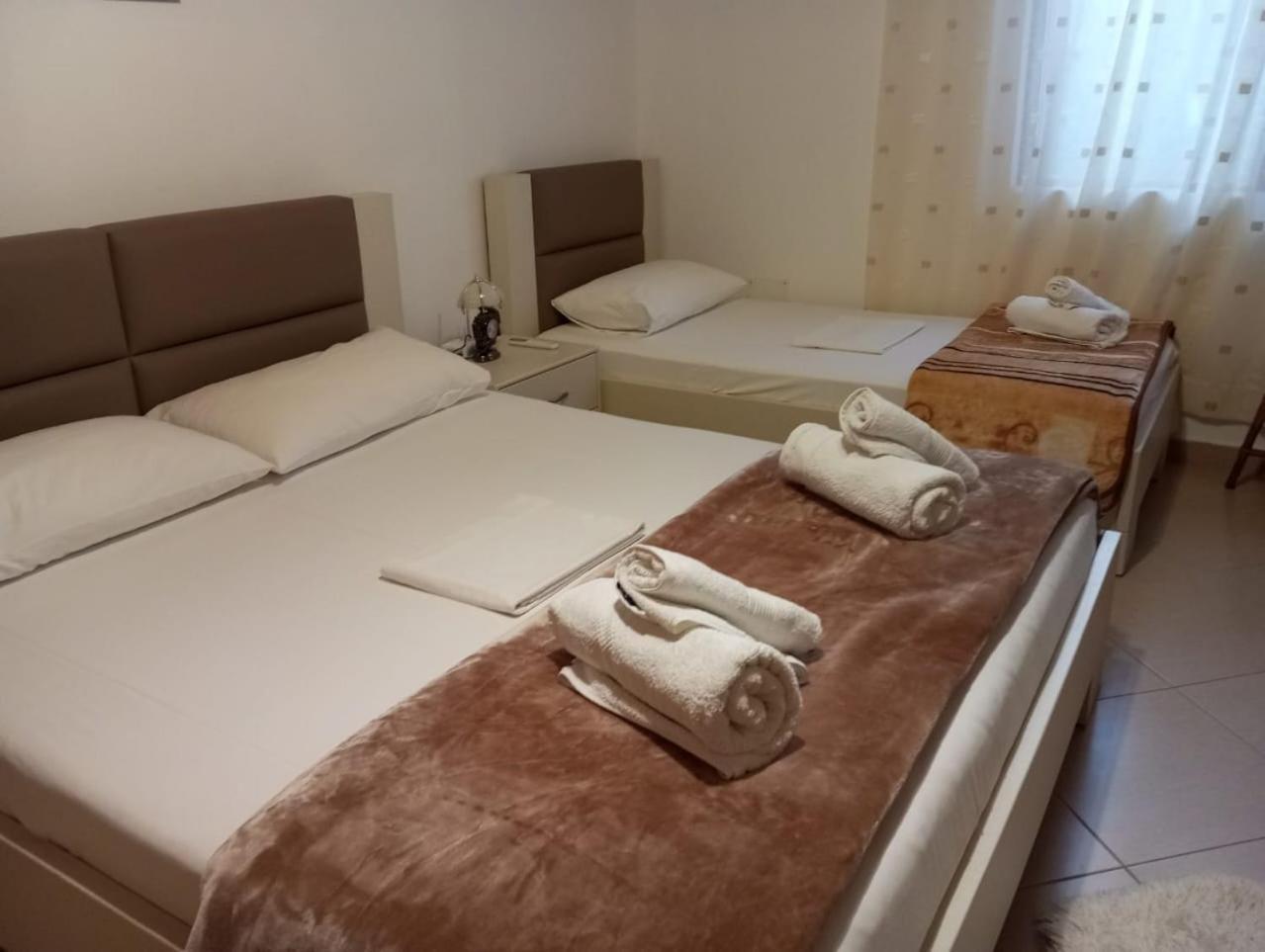 Dhimitri'S Guest House Берат Экстерьер фото