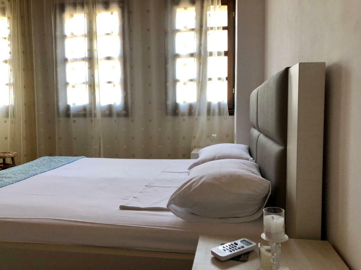 Dhimitri'S Guest House Берат Экстерьер фото